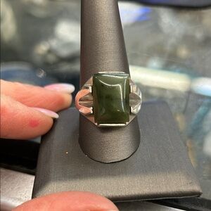 489662 Silver M Jade Ring